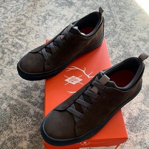 Martin Dingman Beckett Water-Repellent Nubuck. Shark